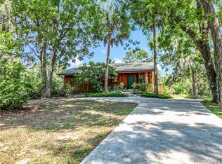 9200 E Hampton Point Rd, Inverness, FL 34450