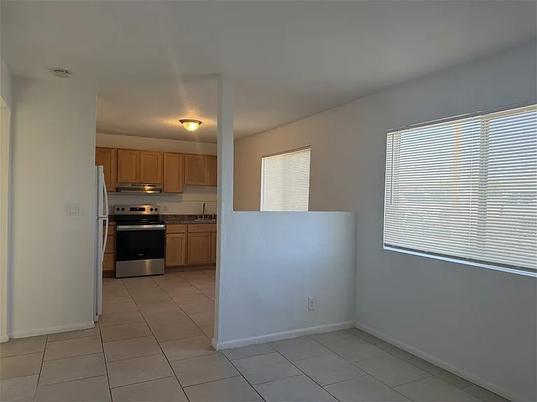 2553 E Pueblo Ave #1 — Photo 4