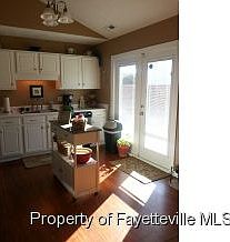 5th image of 113 Remington Dr