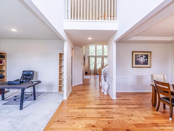 4th image of 5719 Whispering Springs Dr