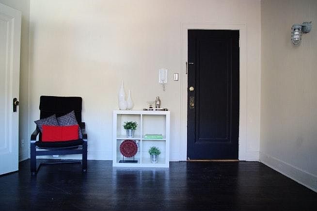 1st image of 851 Oakwood Blvd APT 26