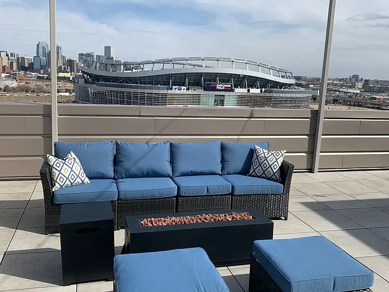 Mile High Apartments at Sloan's Lake — Photo 30