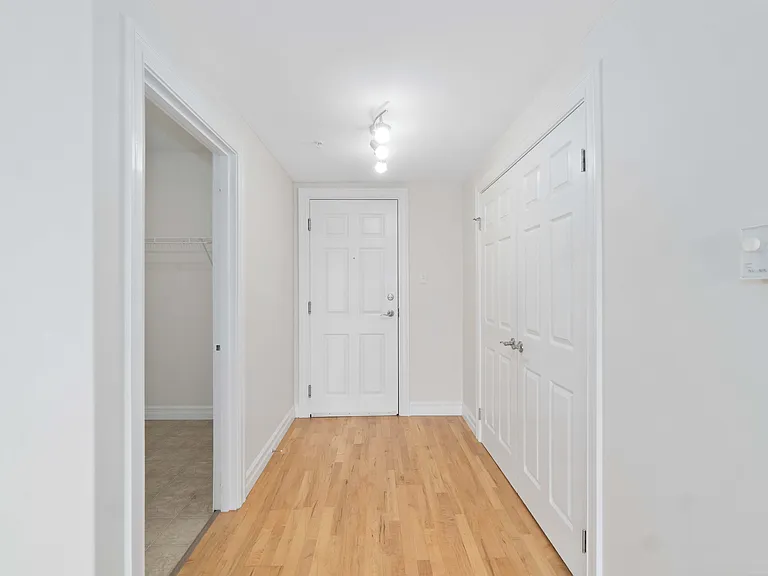 10 Horizon Ct #1903 — Photo 15