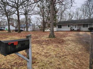 121 Florida Ave, Egg Harbor Township, NJ 08234
