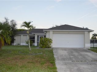 1305 SW 10th St, Cape Coral, FL 33991