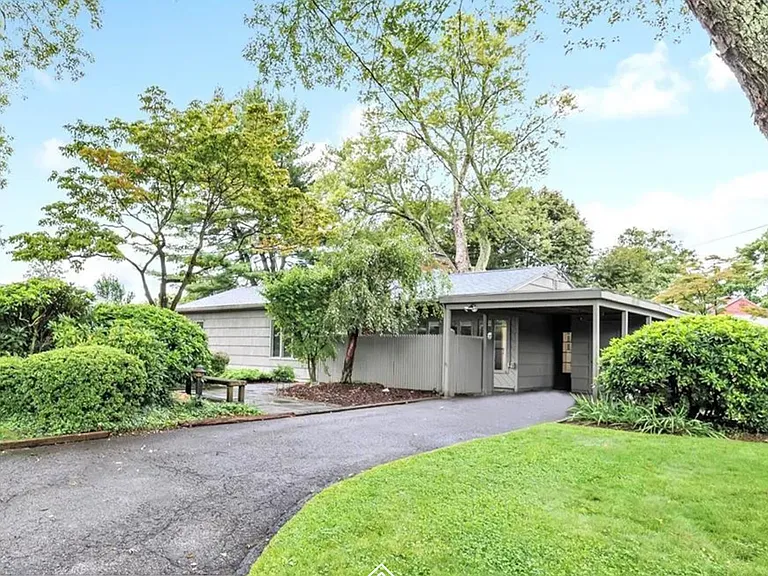 10 Drumlin Rd — Photo 24