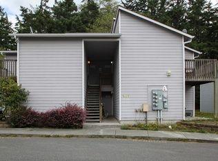 1661 16th Ave Ne #c, Oak Harbor, WA 98277
