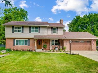 7689 Lakota Ct, West Chester, OH 45069
