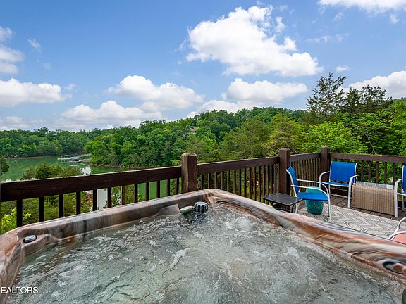 2nd image of 2350 Kerr Rd