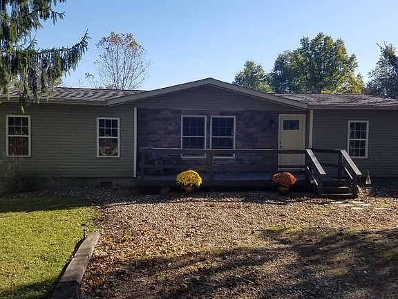 2nd image of 90 Lake Holiday Ln