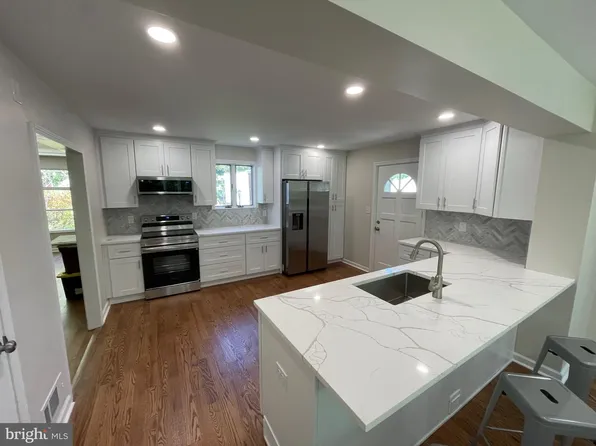 10 Yorktown Ave, West Chester, PA 19382