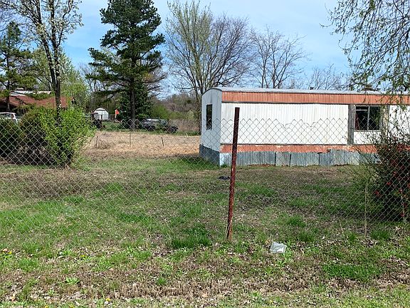 5th image of 31115 E 685th Ln