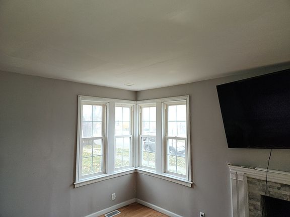 3rd image of 14417 S Eggleston Ave