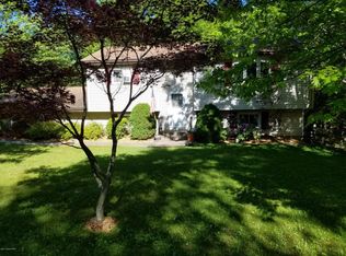 10 Stacey Ln, Mount Pocono, PA 18344