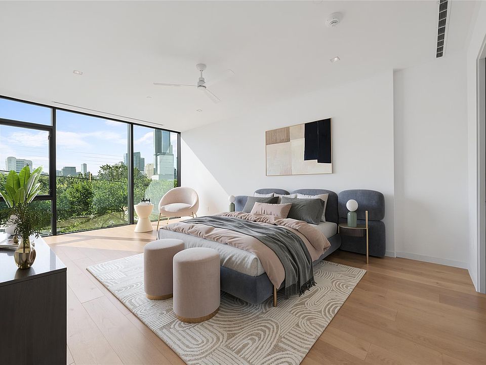 1st image of 1006 Baylor St #204