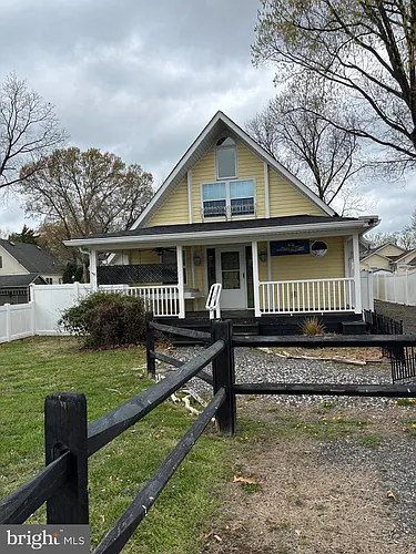 115 Nelson St Photo 1