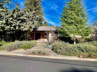 1822 Del Rio Dr, Lafayette, CA 94549