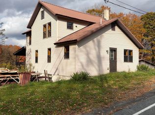 291 Roemerville Rd, Greentown, PA 18426