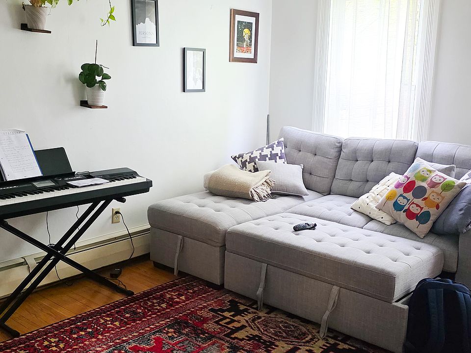 1st image of 90 Edwards St #2