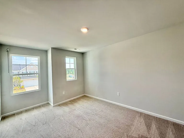 5003 Tura St — Photo 18