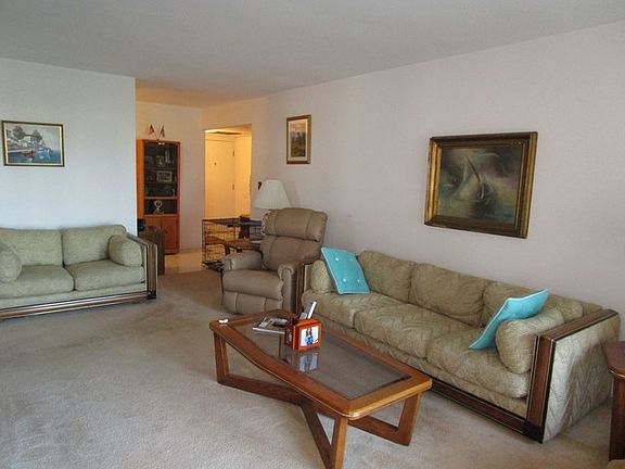 3rd image of 9355 Landings Ln Unit 201B