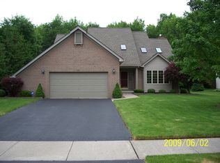 24 Wainswright Cir, Rochester, NY 14626