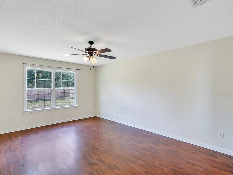 233 Madison Belle Ln — Photo 18