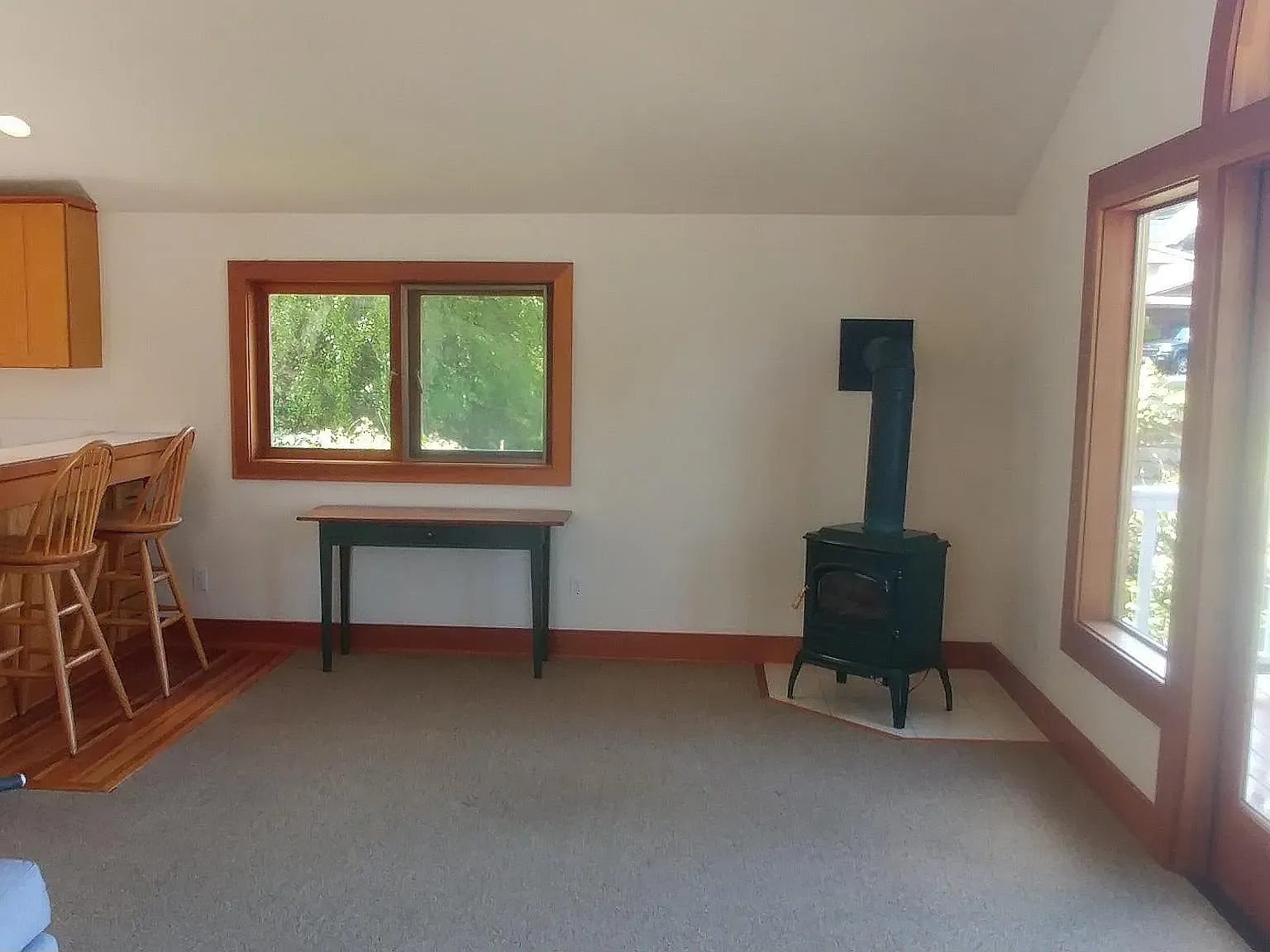 1 bed, 660 sqft, $1,800 — Photo 3