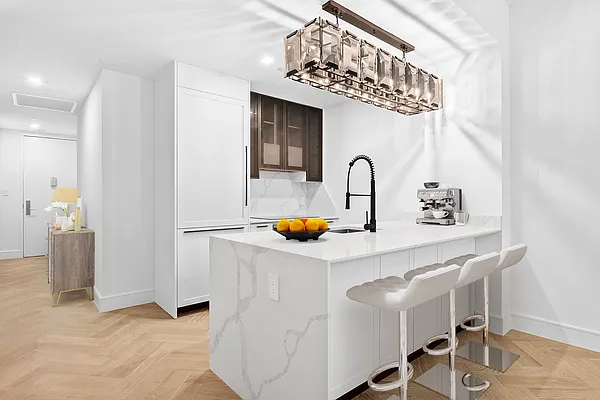 Sold by Compass | media 1