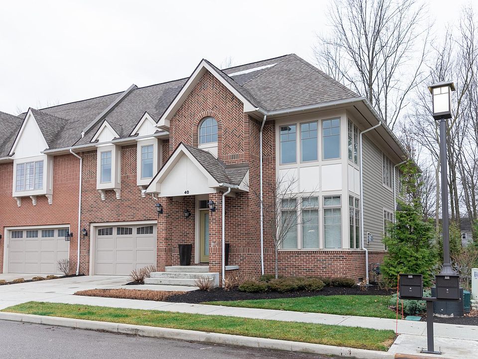 1st image of 40 Ashbourne Dr #87