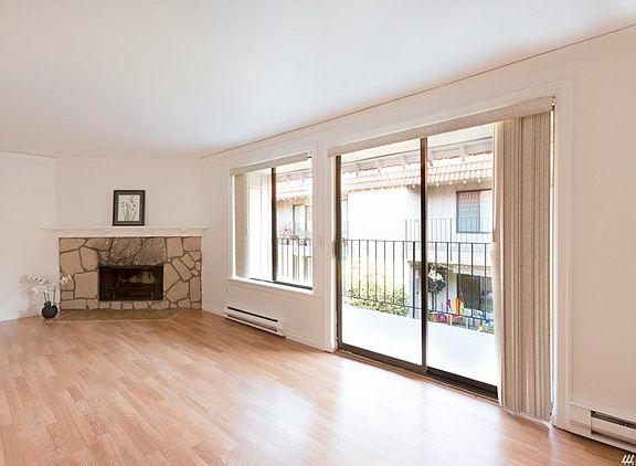 2nd image of 15715 NE 18th St APT 5F
