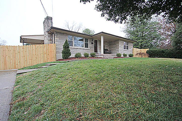 1st image of 5704 Tamarack Ln
