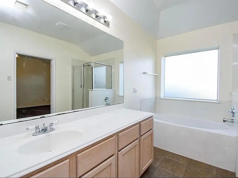 20802 Oak Rain Ct — Photo 18