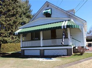 33 Lindsay Rd, Carnegie, PA 15106