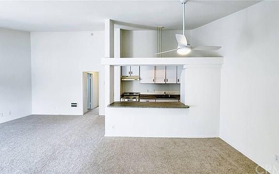 5th image of 615 S Prospect Ave Unit 207