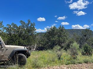 1077 W Giant Ridge Rd, Seligman, AZ 86337