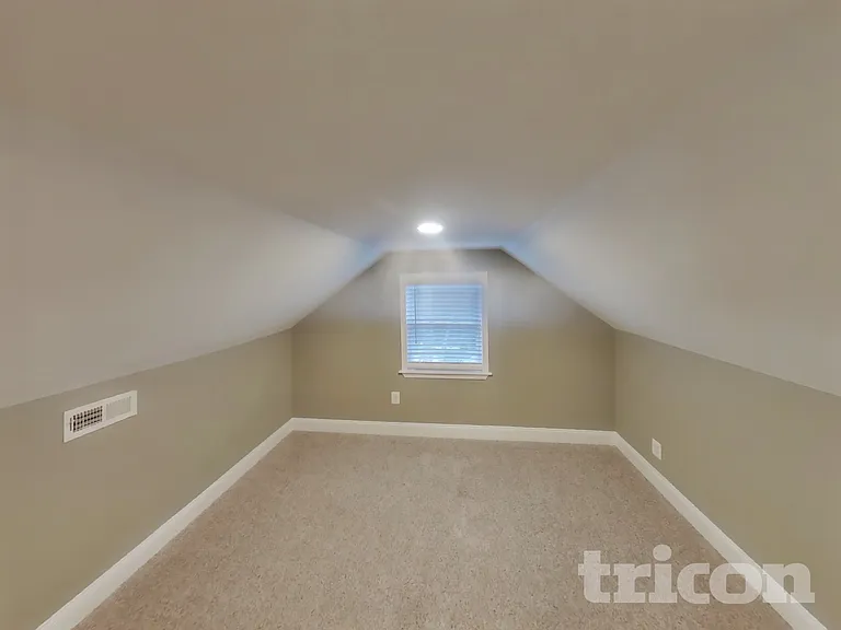 3017 Lavender Ave — Photo 6