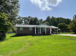 670 Forest Rd, Clinton, SC 29325