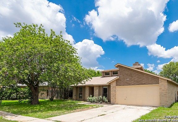 2nd image of 4503 LAKEWAY DR