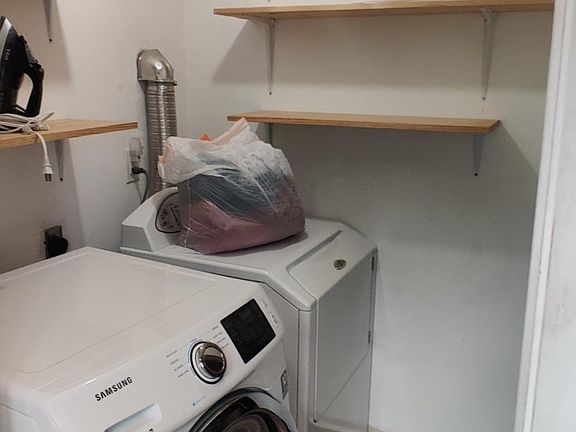 Laundry/utility room
