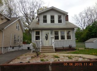 6 Ackerman St, Nutley, NJ 07110