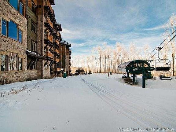 2nd image of 8902 Empire Dr #307