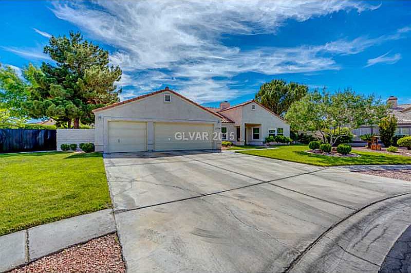 1st image of 7361 Woodstone Ct