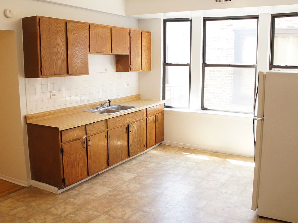 1st image of 2331 N Kedzie Blvd