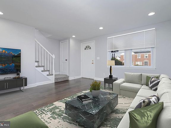 3rd image of 3755 Ravenwood Ave