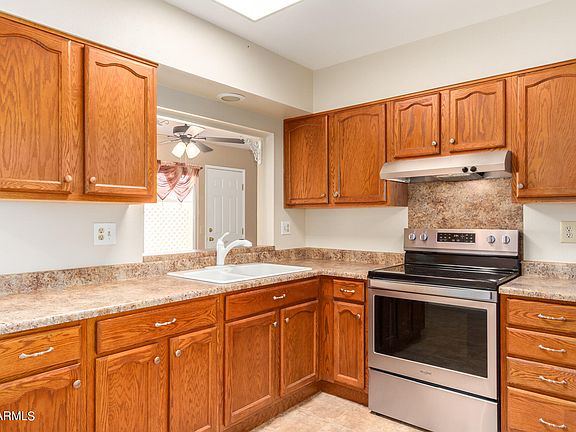 5th image of 13669 N Garden Court Dr