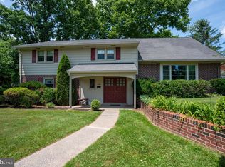 1104 Old Post Rd, Perkasie, PA 18944