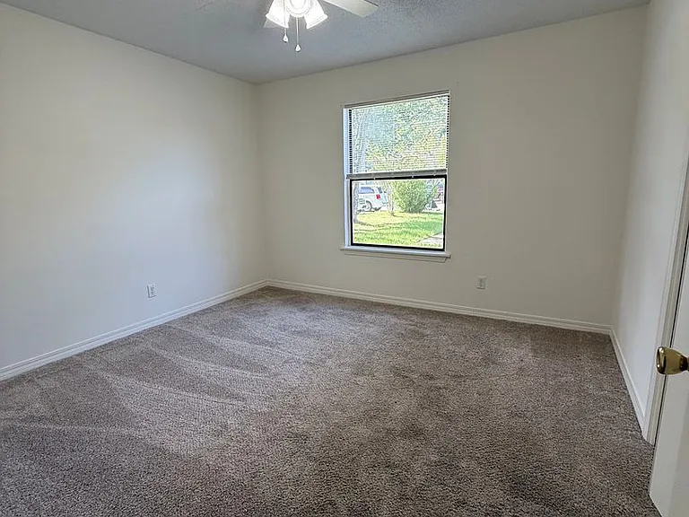 509 Landview Dr #C — Photo 7