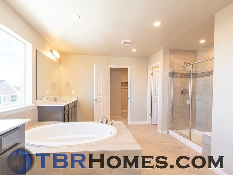 9521 Market Dr — Photo 10