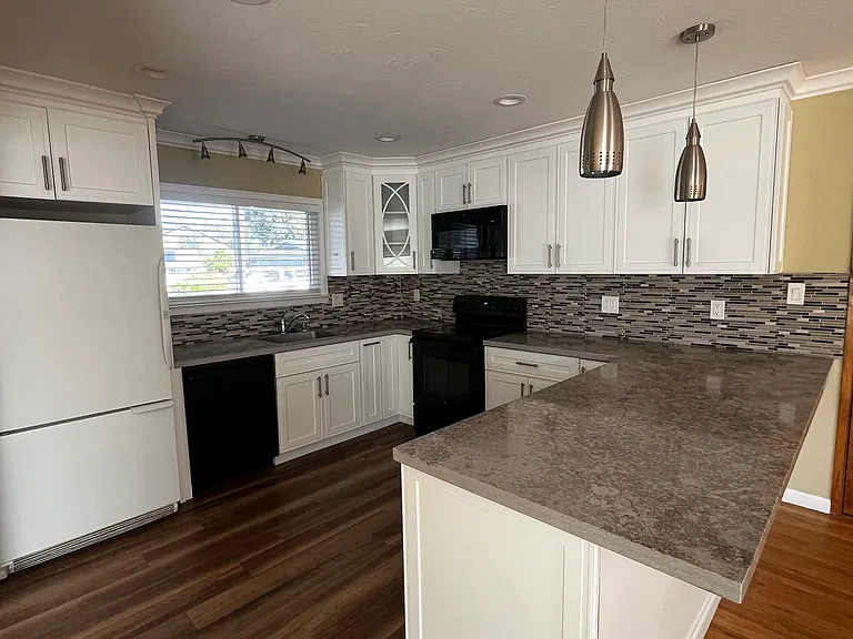 1014 Palisade Ct — Photo 18